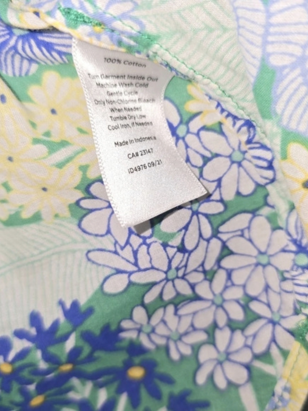 Talbots Floral Cotton Blouse in Green & Blue Size Large Bubble Long Sleeve Light - Picture 3 of 8